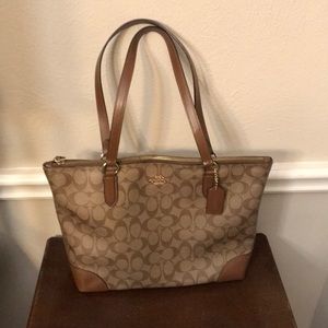 Coach Tote Shoulder Canvas Bag.